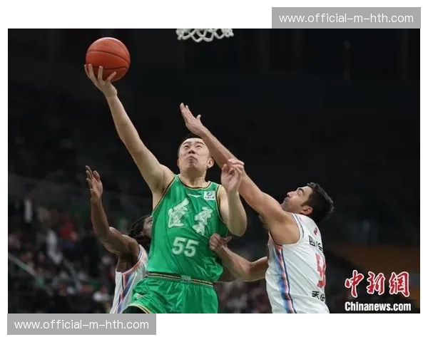 辽宁本钢轻取四川金强，取得二月主场五连胜。